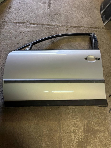 Vw Passat B5.5 bal els� ajt� ez�st 