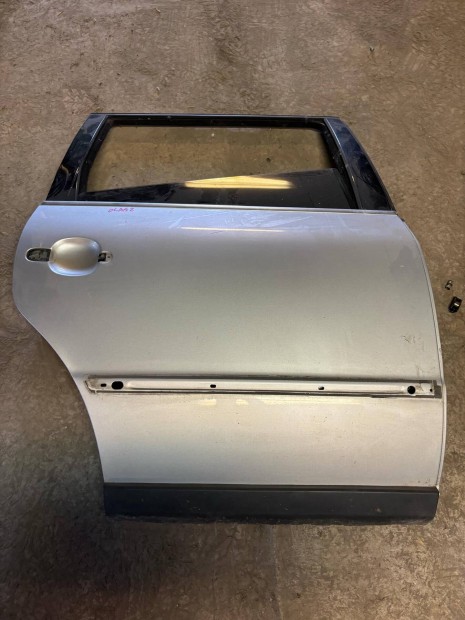 Vw Passat B5 B5.5 kombi jobb h�ts� ajt� ez�st 