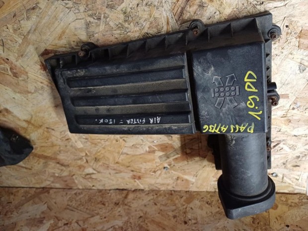 Vw Passat B6 (2005-2011) 1.9Tdi Diesel L�gsz�r� H�z Fed�l