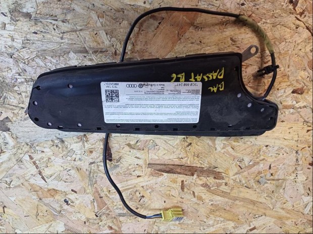 Vw Passat B6 (2005-2011) Bal Els� �l�s L�gzs�k