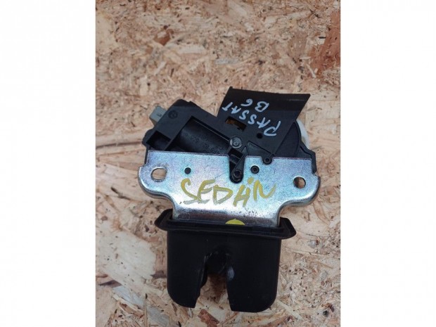 Vw Passat B6 (2005-2011) Csomagt�rajt� K�zpontiz�r