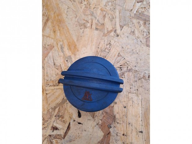 Vw Passat B6 (2005-2011) Kiegyenl�t� Tart�ly Sapka