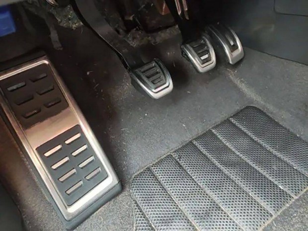 Vw Passat B8, Golf 7, Seat, Skoda Octavia pedál szett 4db