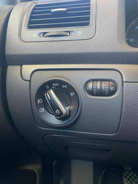 Vw Passat, Golf, Jetta, stb l�mpakapcsol� , automata