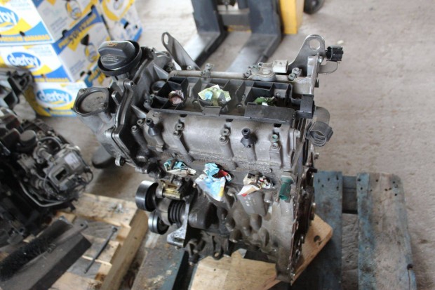 Vw Polo 2001 1.2B Fűzött blokk hengerfejjel Azq