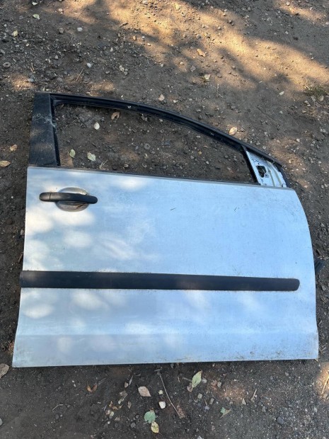 Vw Polo 9N 9N3 jobb els ajt ezst 