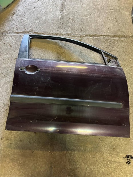 Vw Polo 9N 9N3 jobb els ajt lila 