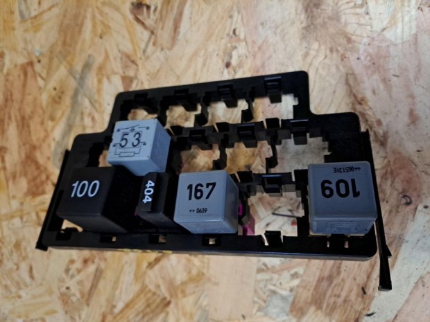 Vw Polo 9N (2002-2009) 1.4 16V Rel�