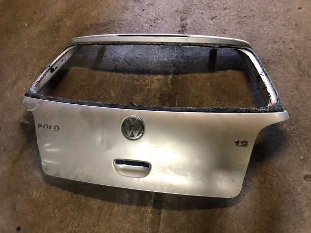 Vw Polo 9N csomagt�r ajt� ez�st 
