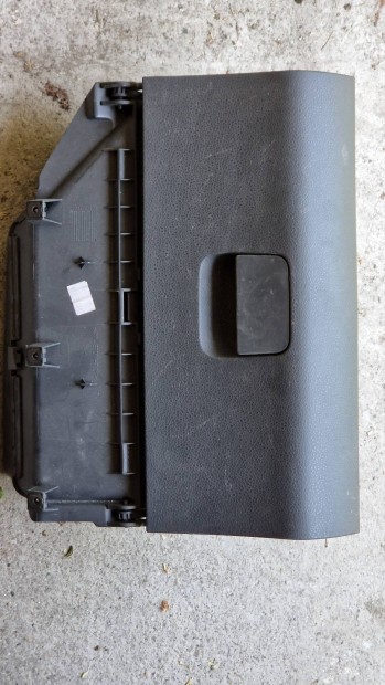 Vw Polo 9n keszty�tart� 