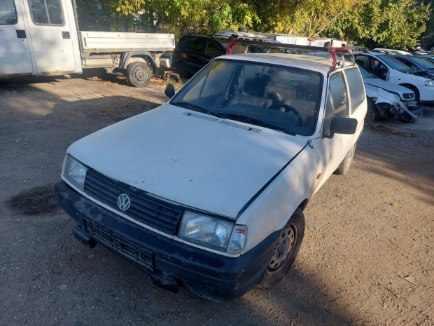 Vw Polo II Facelift (19901994) alkatrssssszei