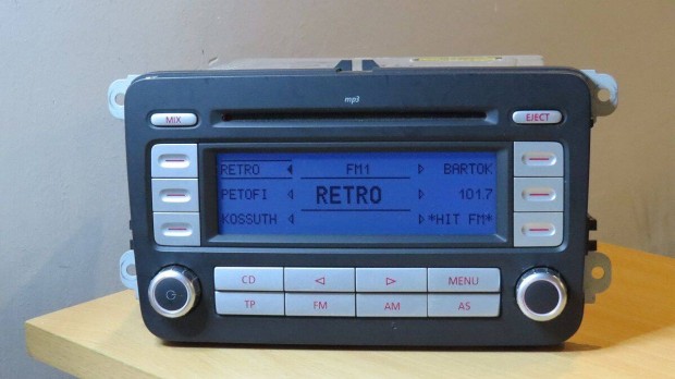 Vw RCD 300 Passat Golf Touran gyri mp3 cd rdi fejegysg