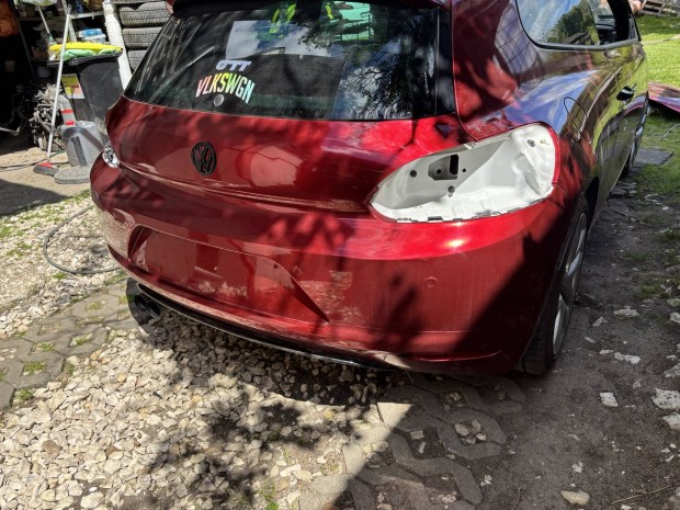 Vw Scirocco csomagtér ajtó lökhárító