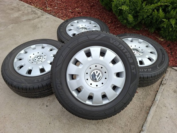 Vw T5 T6 Transporter 5*120 R16 lemezfelni 215/65 R16C Nyári gumi