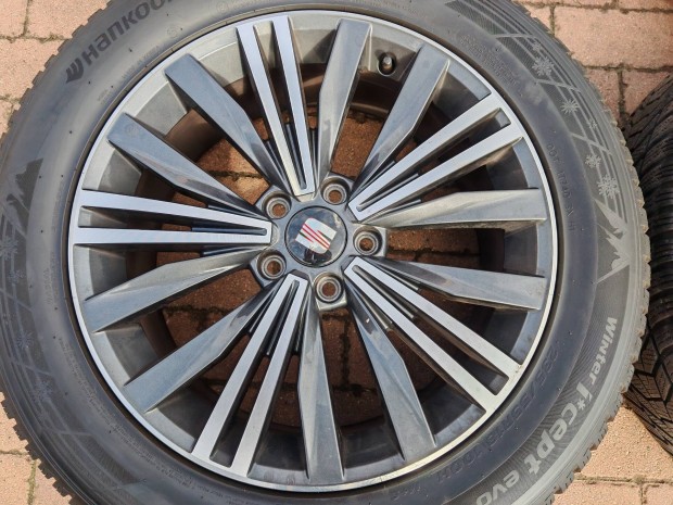 Vw Tiguan gyri 18col alufelni seat skoda 235/55r18 tli 