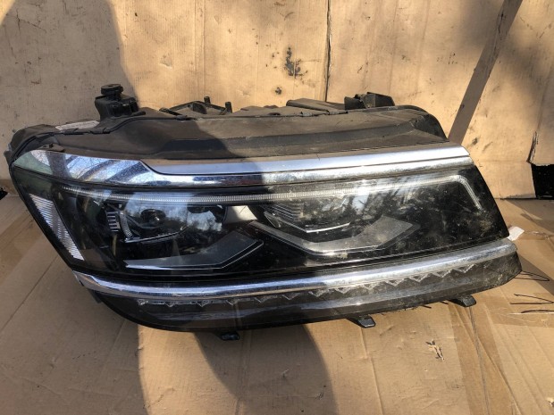 Vw Tiguan jobb első lámpa