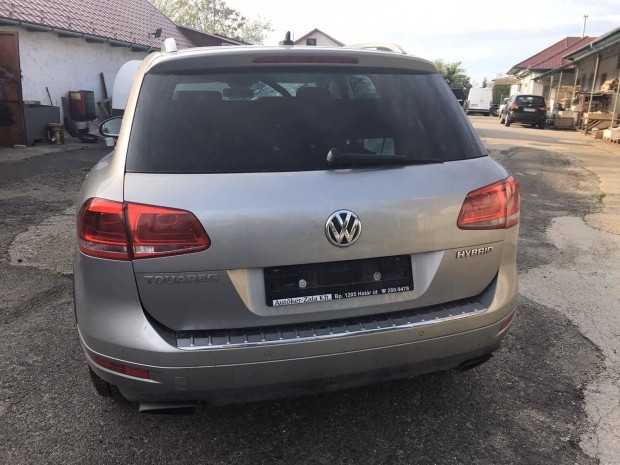 Vw Touareg 7P 3.0hibrid alkatrszek