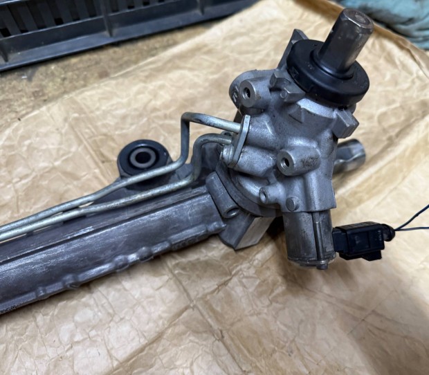 Vw Touareg kormnym 7l6422063c Szervotronik