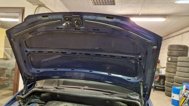 Vw Touran 1.6 FSI Alkatr�szenk�nt elad�!