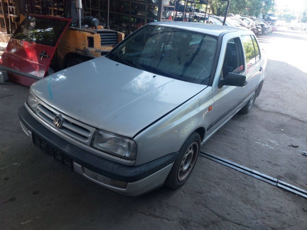 Vw Vento karosszéria elemei