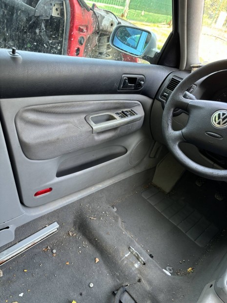 Vw Volkswagen Golf 4 kombi ajtkrpit szett