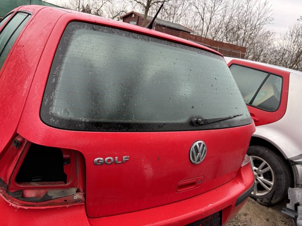 Vw Volkswagen Golf 4 rozsdamentes csomagtr ajt