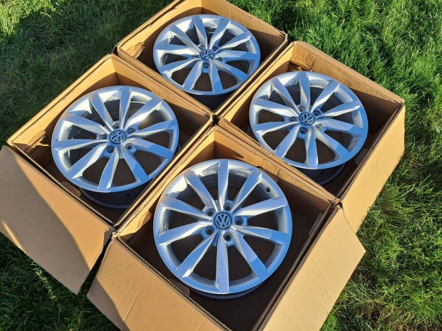 Vw " Dijon " golf alufelni 17" 5x112 touran jetta caddy passat skoda