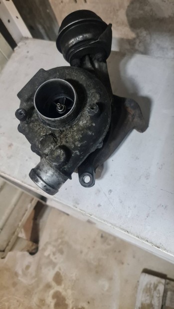 Vw, audi turbó AFN be volt kicsi lógása van. Az ár fix