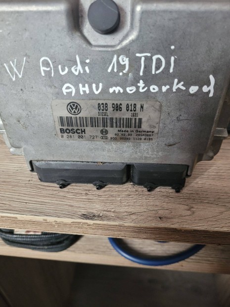 Vw audi Ahv motorkódú motorvezérlő 038906018N