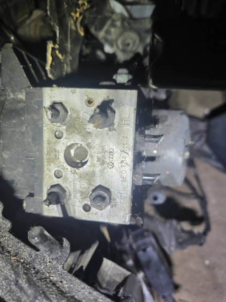 Vw-audi-seat-skoda ABS kocka 8E0 614 111 T