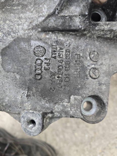 Vw-audi-seat-skoda BMN generátor és motortarto bak