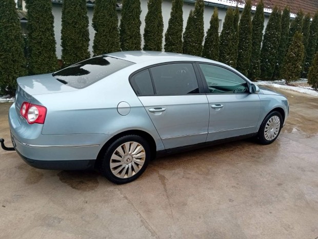 Vw b6 passat 2.0  blr alkatrszek 