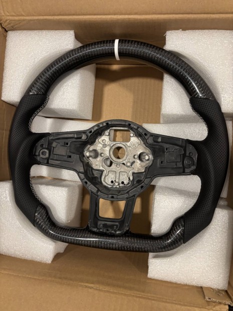 Vw carbond kormany (golf 7)