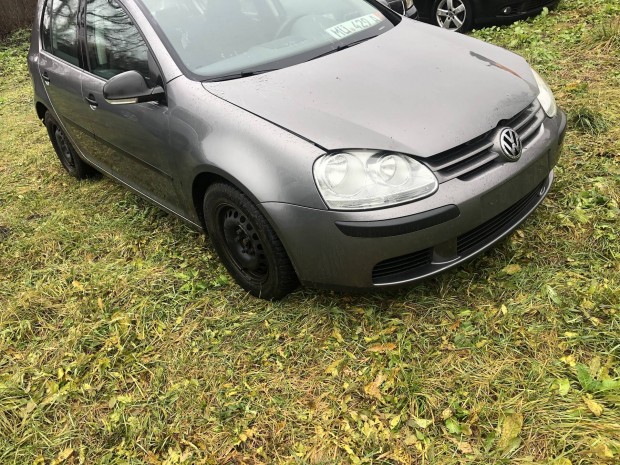 Vw golf 5 BLS  Bkc Bxe alkatrszek 