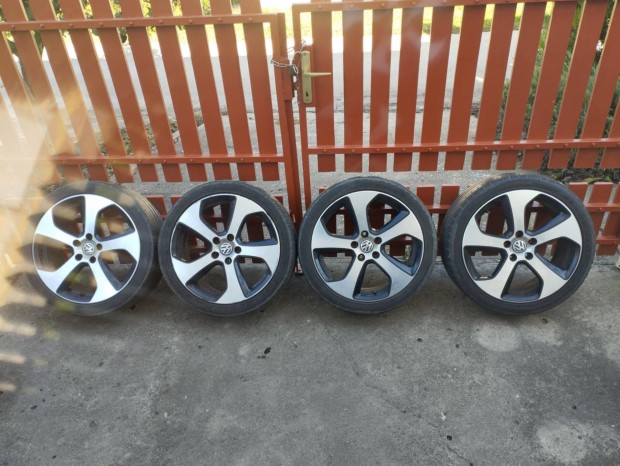 Vw golf 7 gti Austin 5x112