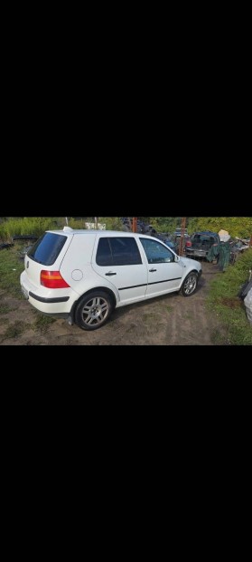 Vw golf IV 1.4 minden alkatrsze 