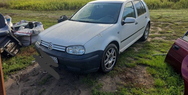 Vw glf. 1.4 minden alkatrsze 