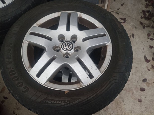 Vw gyri alufelni 5x100 r15