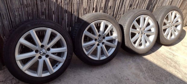 Vw gyári alufelni nyári gumikkal