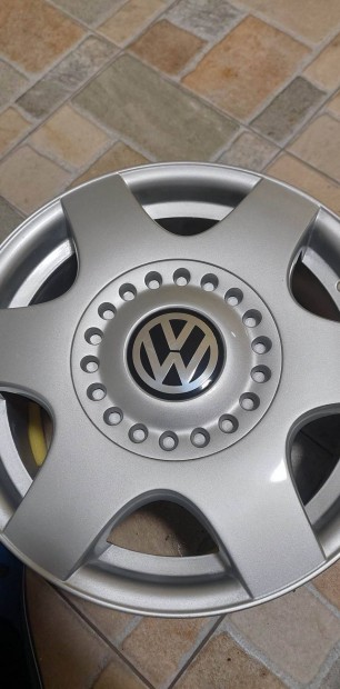 Vw öntapadós 6.5 cm embléma alumínium matrica