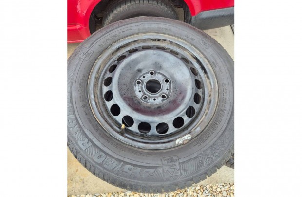 Vw passat 16" b8 skoda gyri aclfelni garnitura tligumi 3q0601027a
