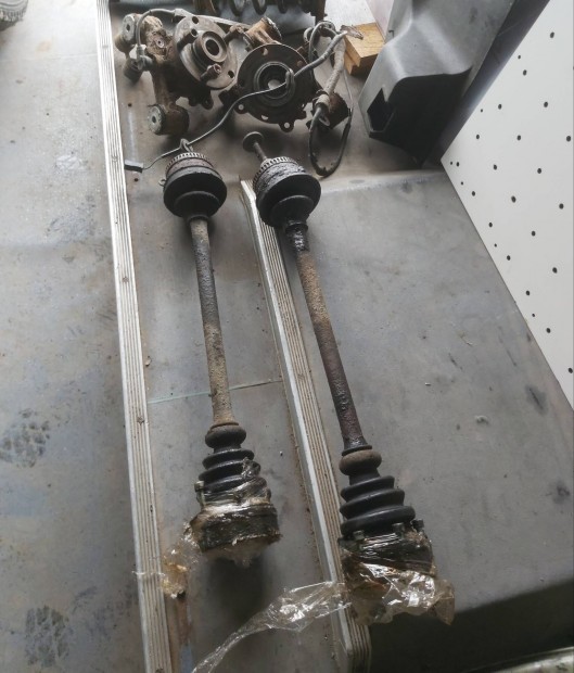 Vw passat b5 1.9tdi syncro hátsó féltengelyek