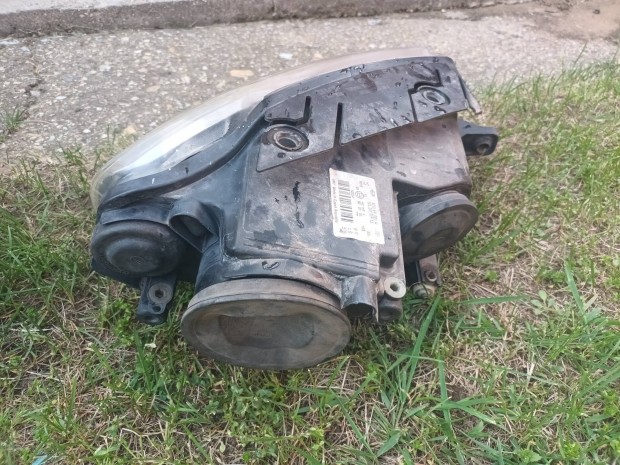 Vw passat b6 fényszóróa