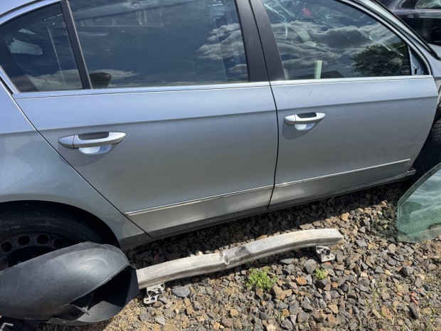 Vw passat b6 lb5M ajtók