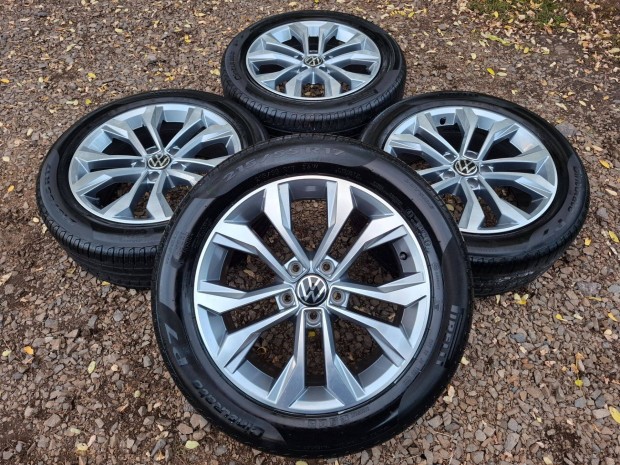 Vw passat b8 " Soho " alufelni 17" 5x112 nyári szett golf touran jetta
