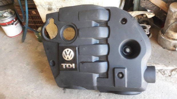 Vw passat tdi motor burkolat