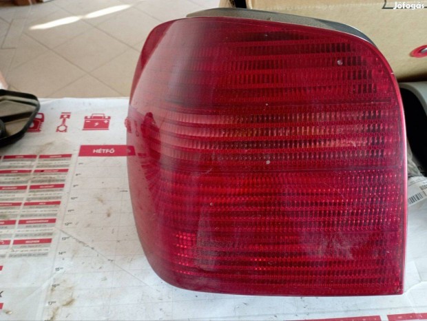 Vw polo 99- 2001 ig bal hátsó lámpa ( bora lámpás)