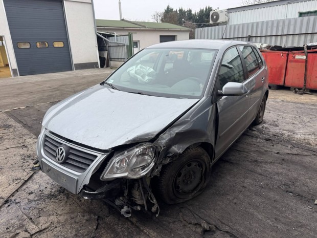 Vw polo 9n bontott alkatr�szek
