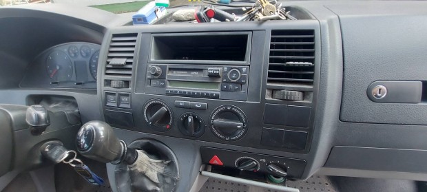 Vw t5 transporter