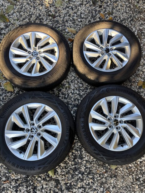 Vw t cross taigo 6x16 et35 5x100 gyari alufelni